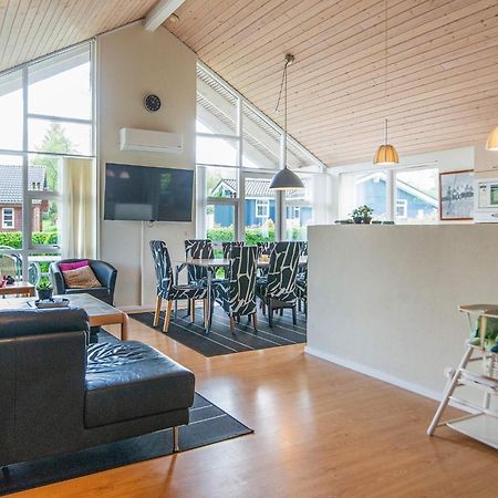 12 Person Holiday Home In Aabenraa Loddenhøj Buitenkant foto