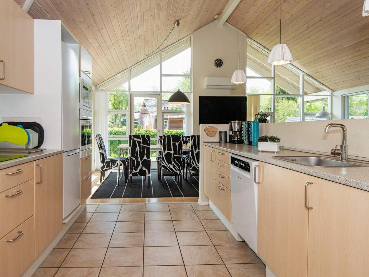 12 Person Holiday Home In Aabenraa Loddenhøj Buitenkant foto